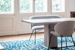 Bank Alvaro 4-Sitzer Bouclé grau