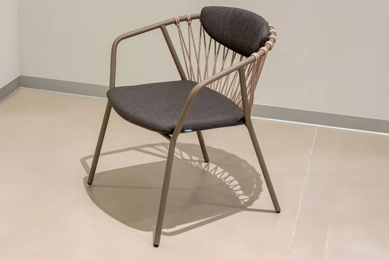 Designstuhl Baga mit zweiteiger Polsterung braun
