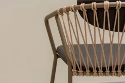 Designstuhl Baga mit zweiteiger Polsterung braun
