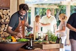 Ofyr Grill Island Corten 100 Teakholz