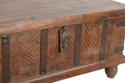 Truhe Vintage natur