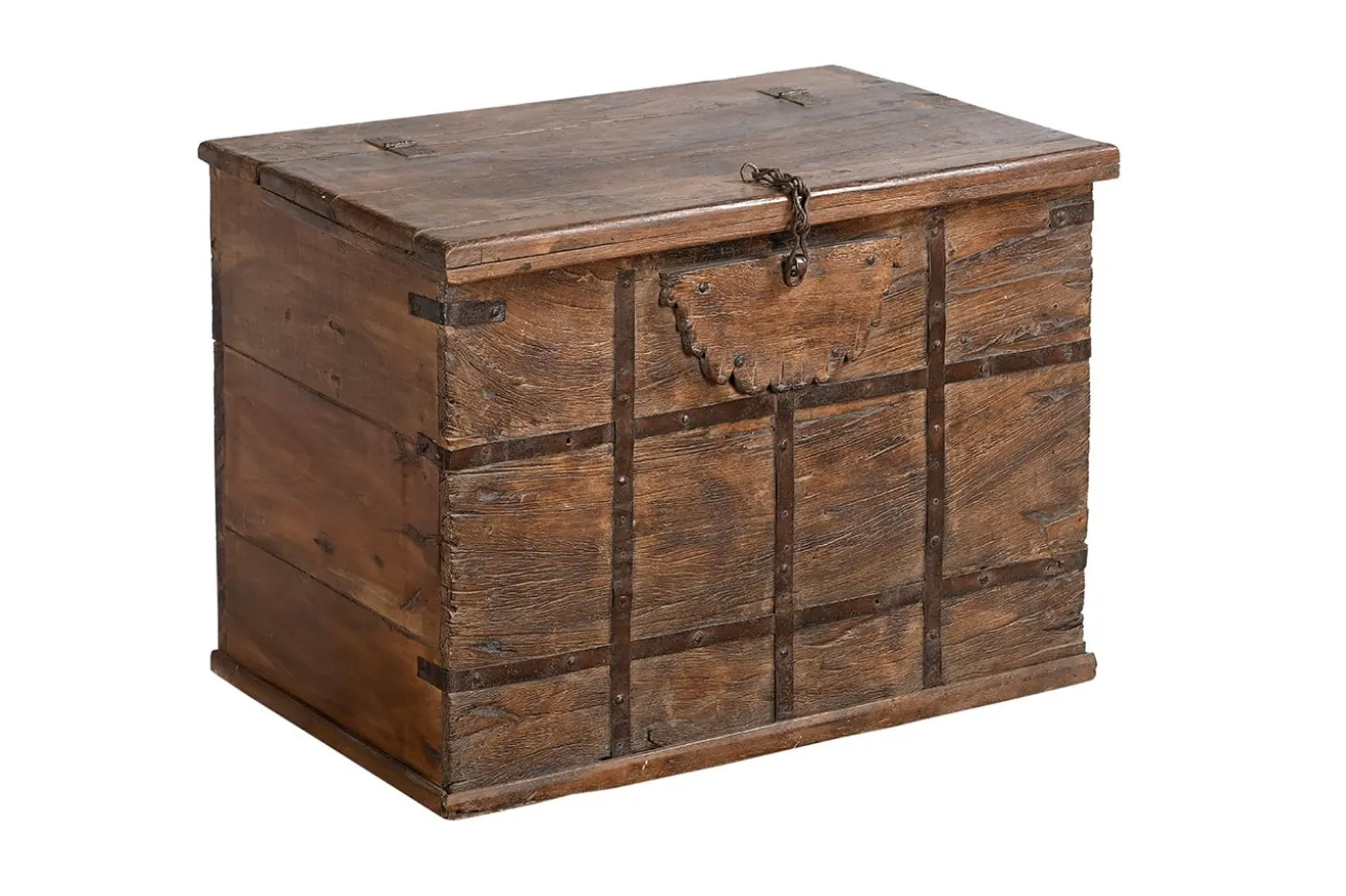 Truhe Vintage natur