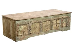 Truhe Vintage white washed