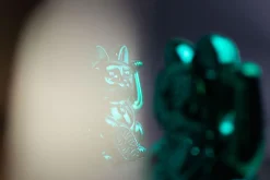 Winkekatze Lucky Cat Cosmic shiny grün